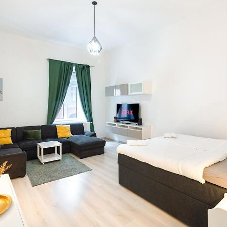 Spacious Premium Apartment By Buda Castle District Budapest Eksteriør billede